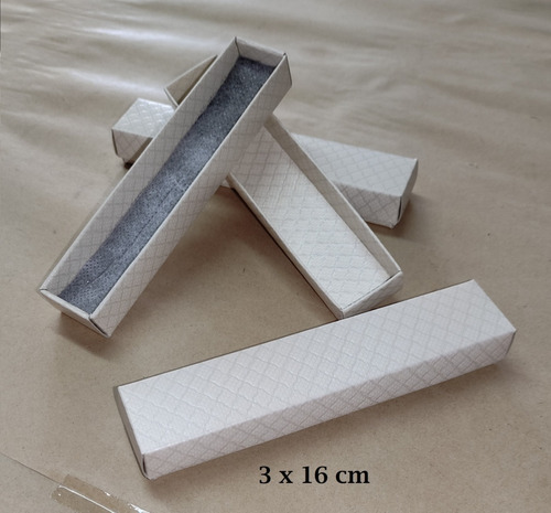 Imagen 7 de 10 de Cajas Y Estuches Para Regalos Bisuteria Fantasia Prendas