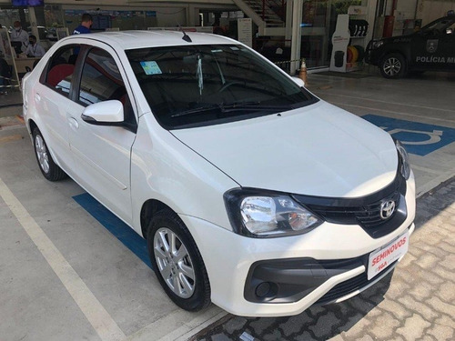 Toyota Etios Sd X Plus Mt