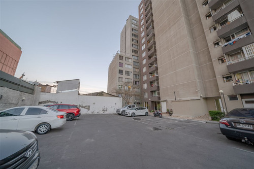Depto Remodelado Como Nuevo En Venta De 3 Dorm. En Santiago