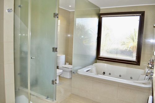 Imagen 17 de 25 de Increíble Casa En Excelente Condominio Con Cancha De Golf