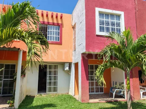 Casa En Venta (condominio), Puerto Esmeralda, Coatzacoalcos, Ver.
