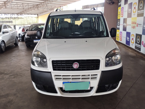 Fiat Doblo 1.8 16v Essence 7l Flex 5p 5 marchas