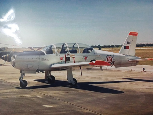 Juego De Fotos De Aviones Militares De Instrucción