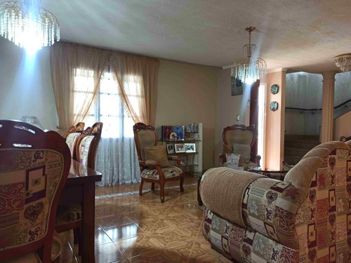 Imagen 7 de 22 de Hermosa Casa Quinta En Urb La Mantuana Country . Lis #22-9217
