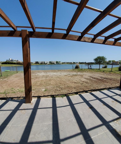 Imagen 4 de 30 de Venta Casa 6 Ambientes A La Laguna El Canton Puertos