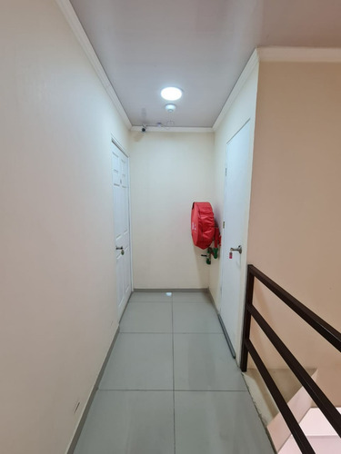 Hostal Con Restaurant Nuevo, Av. Grecia 8hab. 8b.