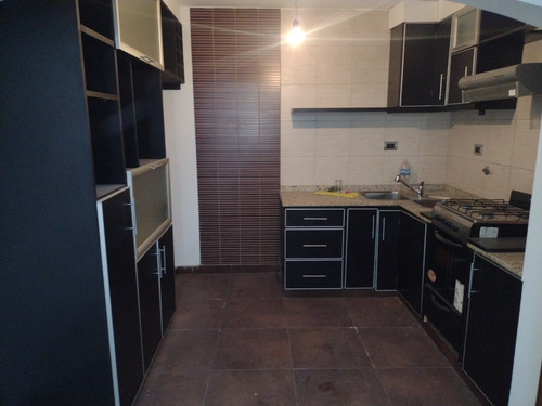 Excelente Ubicación, Ph 4 Ambientes Con Patio Y Terraza