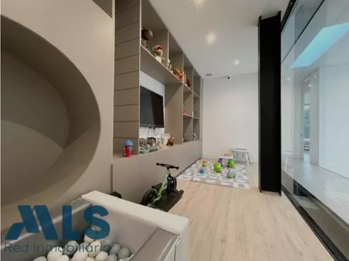 Estrena. ¡imponente Y Perfecta! Piscina, Jacuzzi,...(mls#242405)