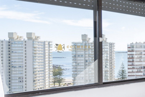 Apartamento En Brava - Con Vista A La Mansa Y Brava - Consulte !!!!!!!- Ref: 3528
