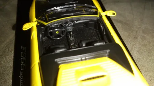 Ferrari F355 355 Spider Amarela Kyosho 1:43 - Super Rara