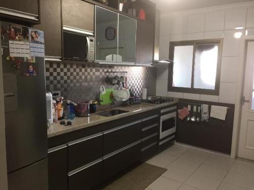 Imagem 12 de 14 de Amplo Apartamento 200m Do Mar, Mongaguá- Centro 1dorm. 8490