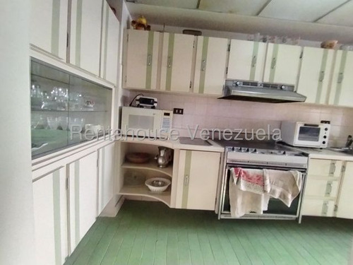 Valeria Chong Apartamento Venta Para Remodelar A Tu Gusto Barquisimeto Lara Zona Este El Parque Residencial Economico Codigo Inmobiliaria Rent-a-house 25-24629