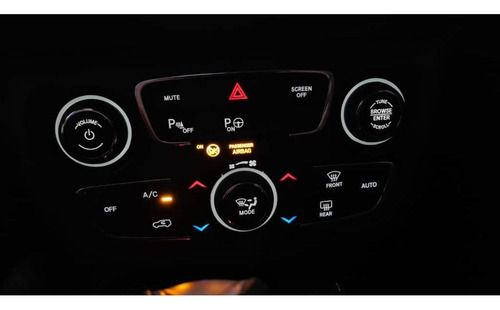 Imagem 10 de 11 de Jeep Compass 2.0 Limited