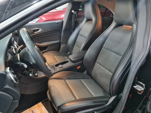 Mercedes-Benz Classe Cla 1.6 Turbo Flex 4p