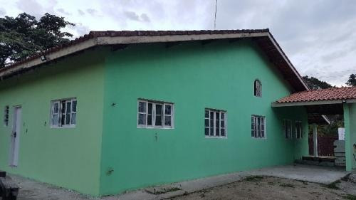 Chácara No Litoral Com 3 Quartos Em Itanhaém/sp 6810-pc