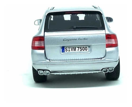 Imagem 6 de 6 de Miniatura De Porsche Cayenne Turbo Prata 1:18 Maisto