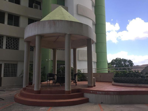 Imagen 13 de 14 de Venta De Apartamento En Green Park, Condado Del Rey 20-9936