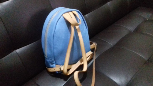 Mochila De Cuero Celeste