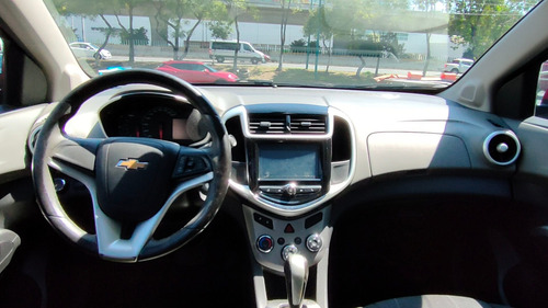 Imagen 12 de 14 de Chevrolet Sonic 2017 1.6 Ltz At
