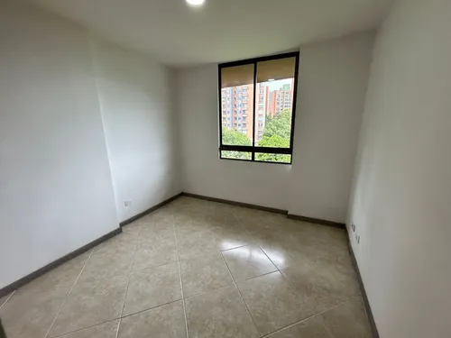Apartamento En Arriendo Ubicado En El Poblado Sector Castropol (26959).