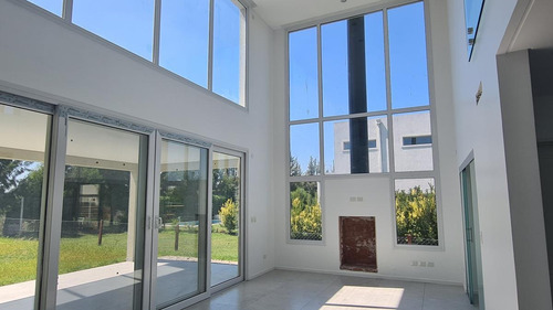 Imagen 4 de 30 de Casa - Las Tipas