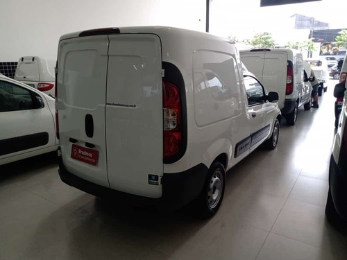 Imagem 4 de 10 de Fiorino Hard Working 2020 Refrigerado-10°