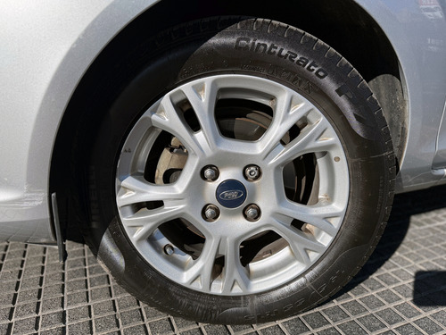 Ford Fiesta Kinetic 1.6 S Plus 120cv