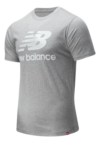 Remera New Balance De Hombre - Essentials Stacked -mt01575ag