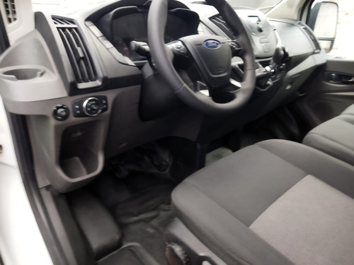 Ford Transit 2.2 Pasajeros Larga Techo Alto Custom Mt