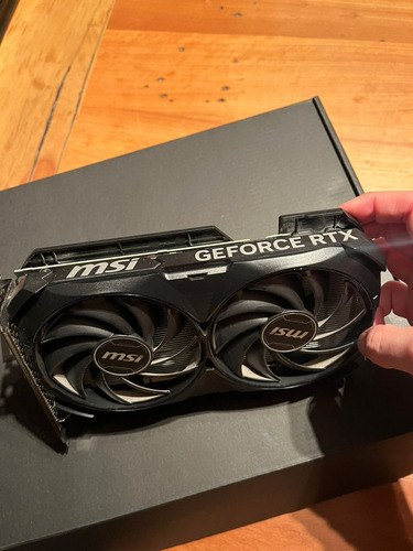 Tarjeta Gráfica Msi Rtx 4060 Ti 8 Gb Gddr6 Hdmi/dp (Usado)