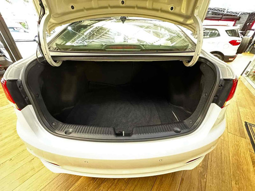 Hyundai HB20S 1.6 COMFORT STYLE 16V FLEX 4P AUTOMÁTICO