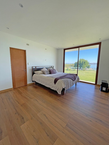 Imagen 10 de 19 de Casa Lago Rapel, Orilla De Lago Y Embarcadero. Vende Dueño.
