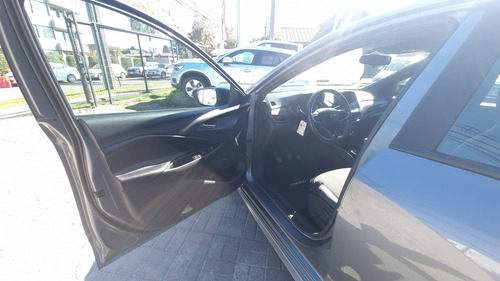 Chevrolet ONIX HB RS 1.0 T RS 1.0T MT HB
