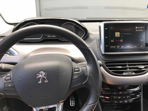 Peugeot 208 1.6 Feline 2018