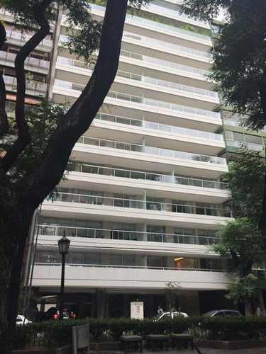 Imagen 1 de 30 de Venta - 4 Ambientes Con Dependencia Y Cochera - Belgrano