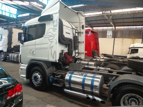 Caminhão Scania G-420 2011/12 6x2 Branca Nova