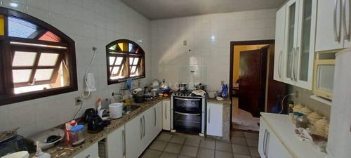 Imagem 10 de 11 de Casa Com 5 Quartos, 440 M² Por R$ 1.500.000 - Engenho Do Mato - Niterói/rj - Ca21127
