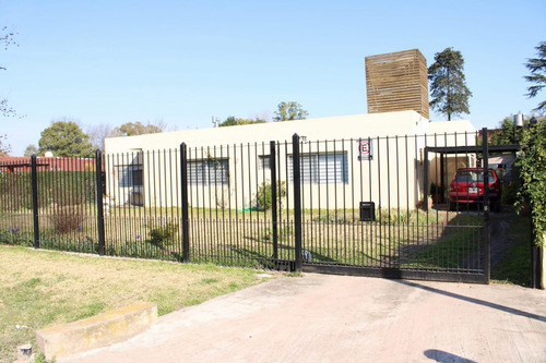 Casa A La Venta En Del Viso, Pilar