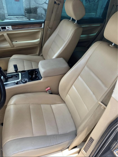 Volkswagen Touareg 3.0 V6 Tipt Tdi Climatronic 4x4 At