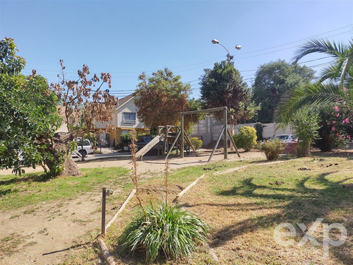 Casa En Arriendo De 3d Y 3b En Limache. Metro A 8 Cuadras.