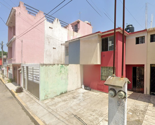 Casa En Venta De Remate Bancario Importación, Aries Ii, 91799 Veracruz, Ver. -jcbb2
