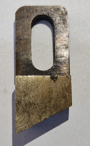 Riscador Para Respingadeira Esquerda 38mmx15,7mm (Usado)