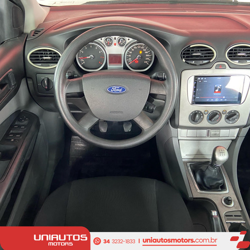 Ford Focus 1.6 FLEX 8V/16V 5P