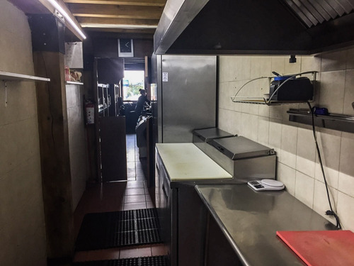 Imagen 12 de 30 de Traspaso Restaurante Con Clientela Fija.