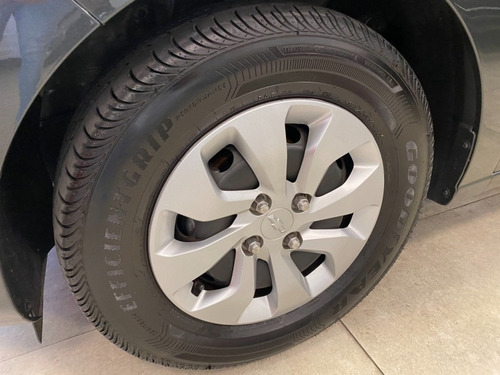 Imagem 3 de 11 de Chevrolet Onix Lt 1.0 Mt
