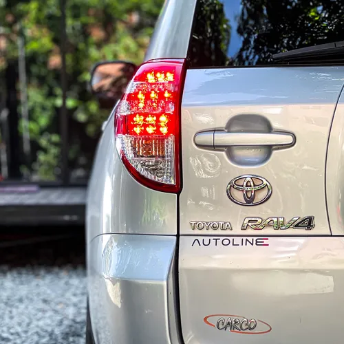 Toyota RAV4 2.4 Life 4x2