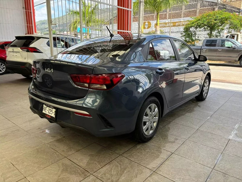 Kia Rio 1.6 L Sedan Mt