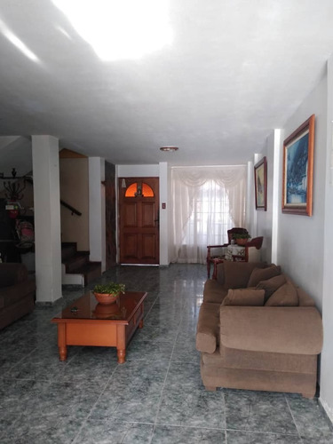 Imagen 5 de 14 de Casa 500m2 Urb Valle Alto Los Teques