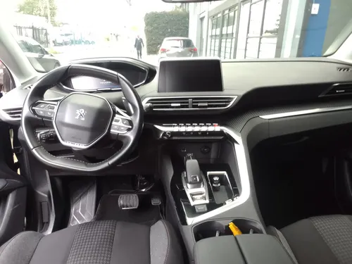 Peugeot 3008 1.6 At