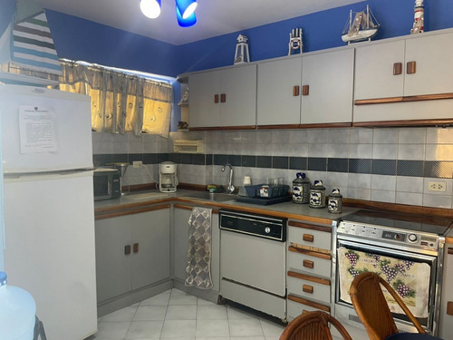 Alquiler Vacacional En Playa Moreno Frente Al Mar Ic-00268